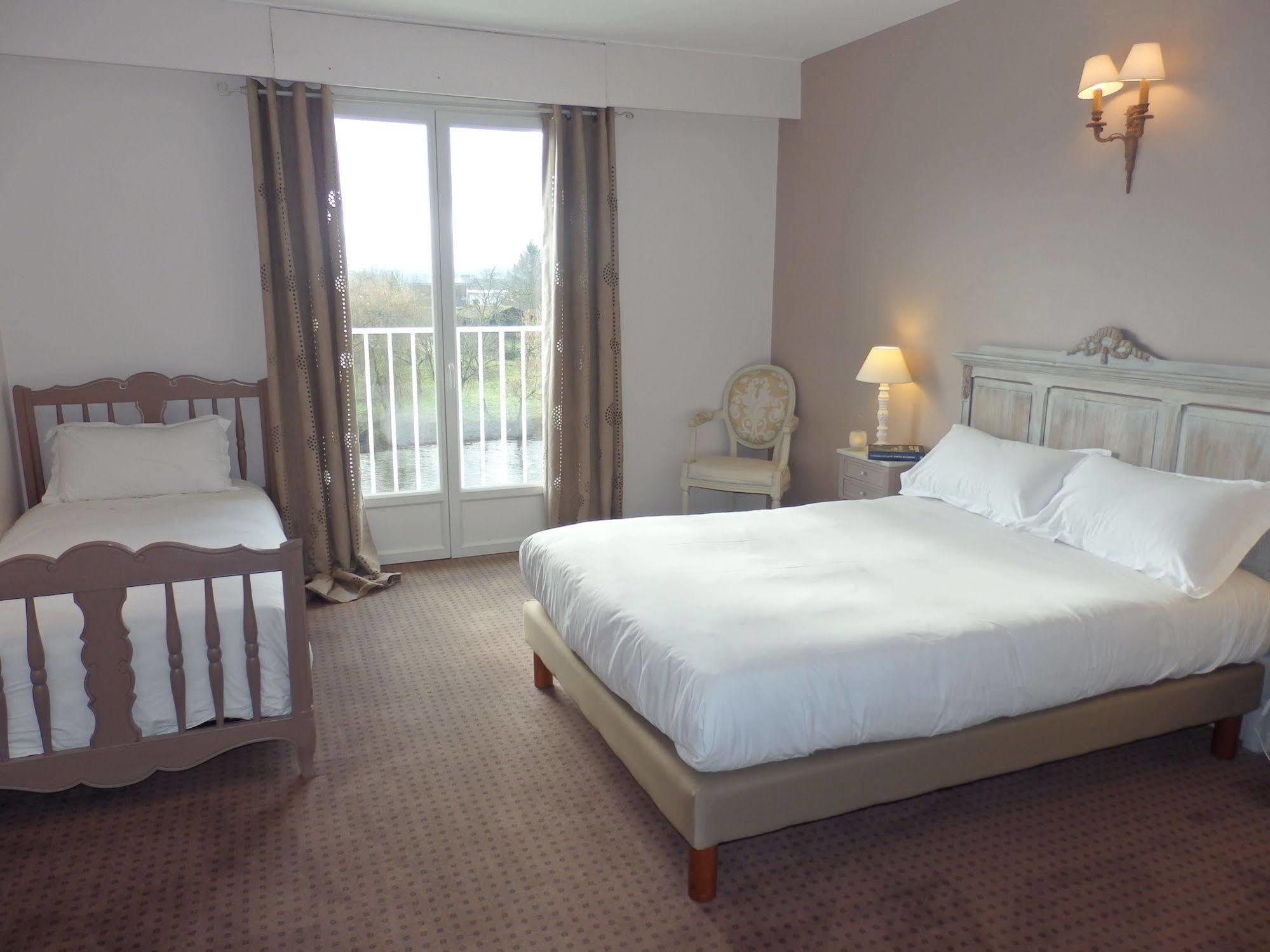 Hotel Royal Vezere Льо Бюг Екстериор снимка